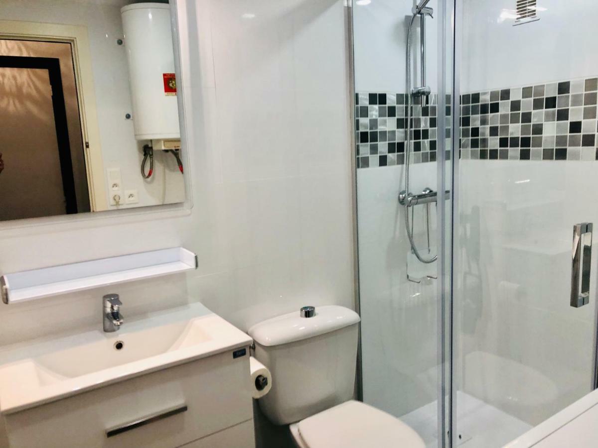 Roc Mar 6 1B - Apartamento Cerca Del Centro Y De La Playa - Terraza Con Pequenas Vistas Al Puerto Roses Kültér fotó